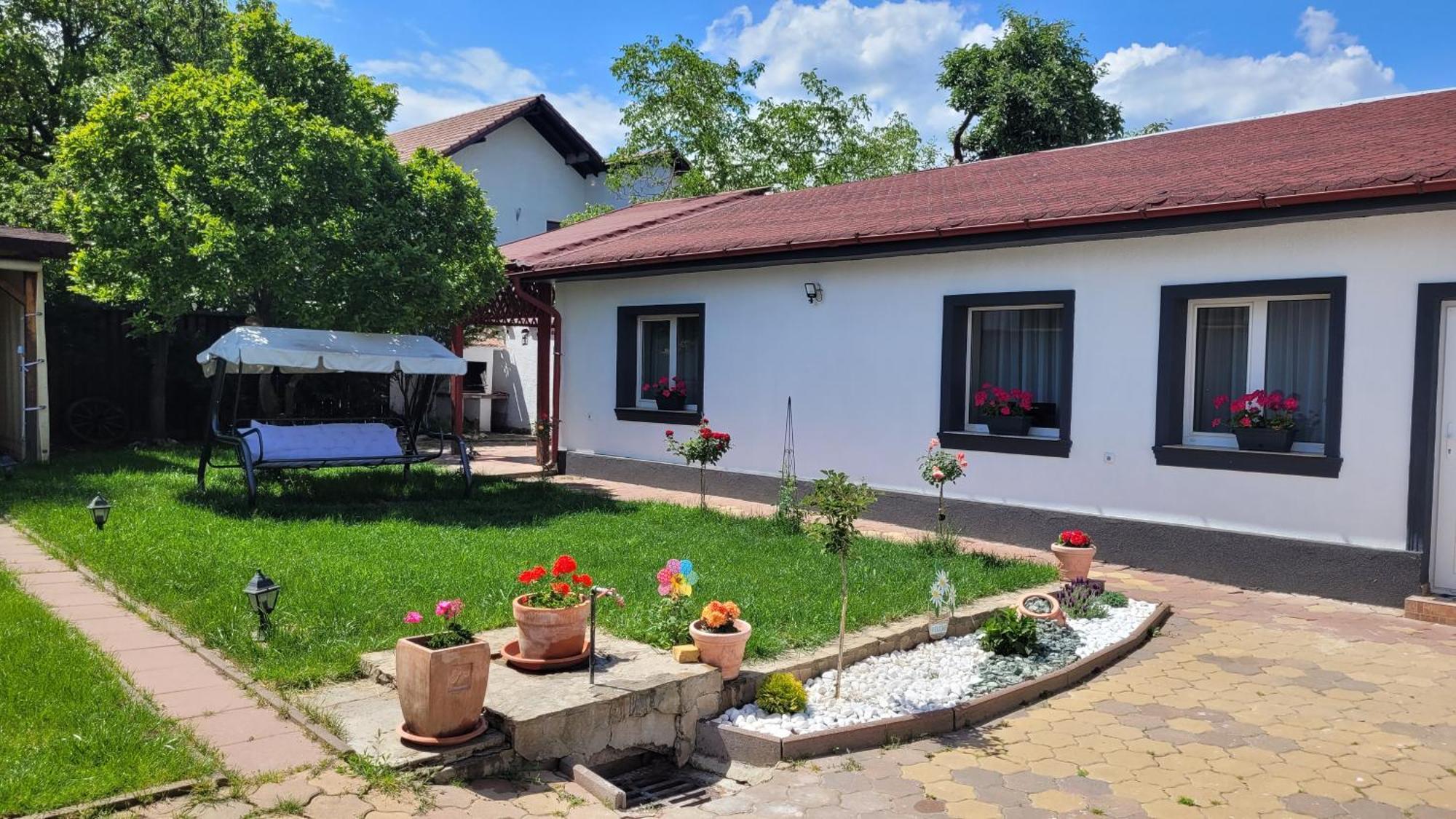Aristocratic Home Brasov Exterior photo