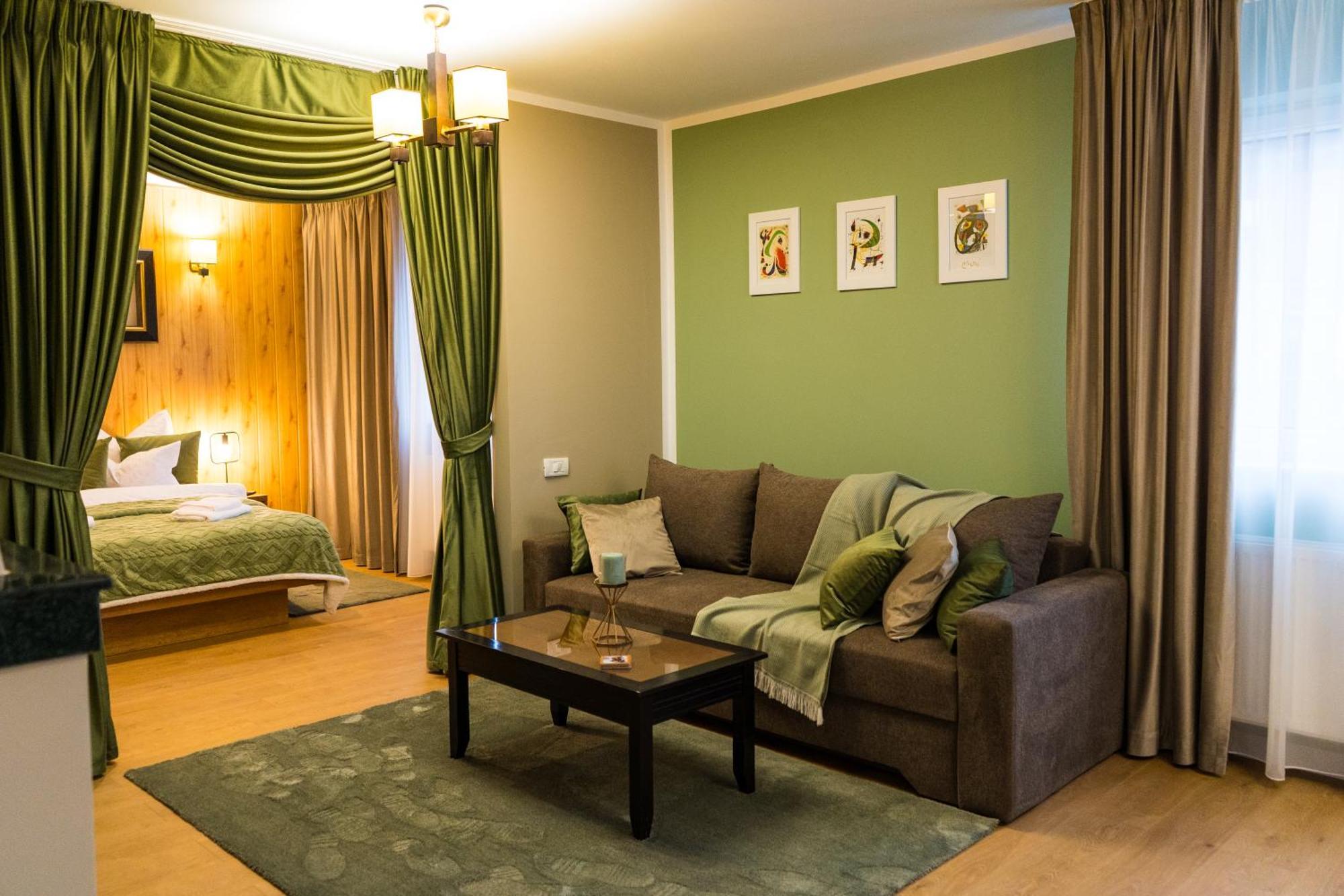 Aristocratic Home Brasov Exterior photo