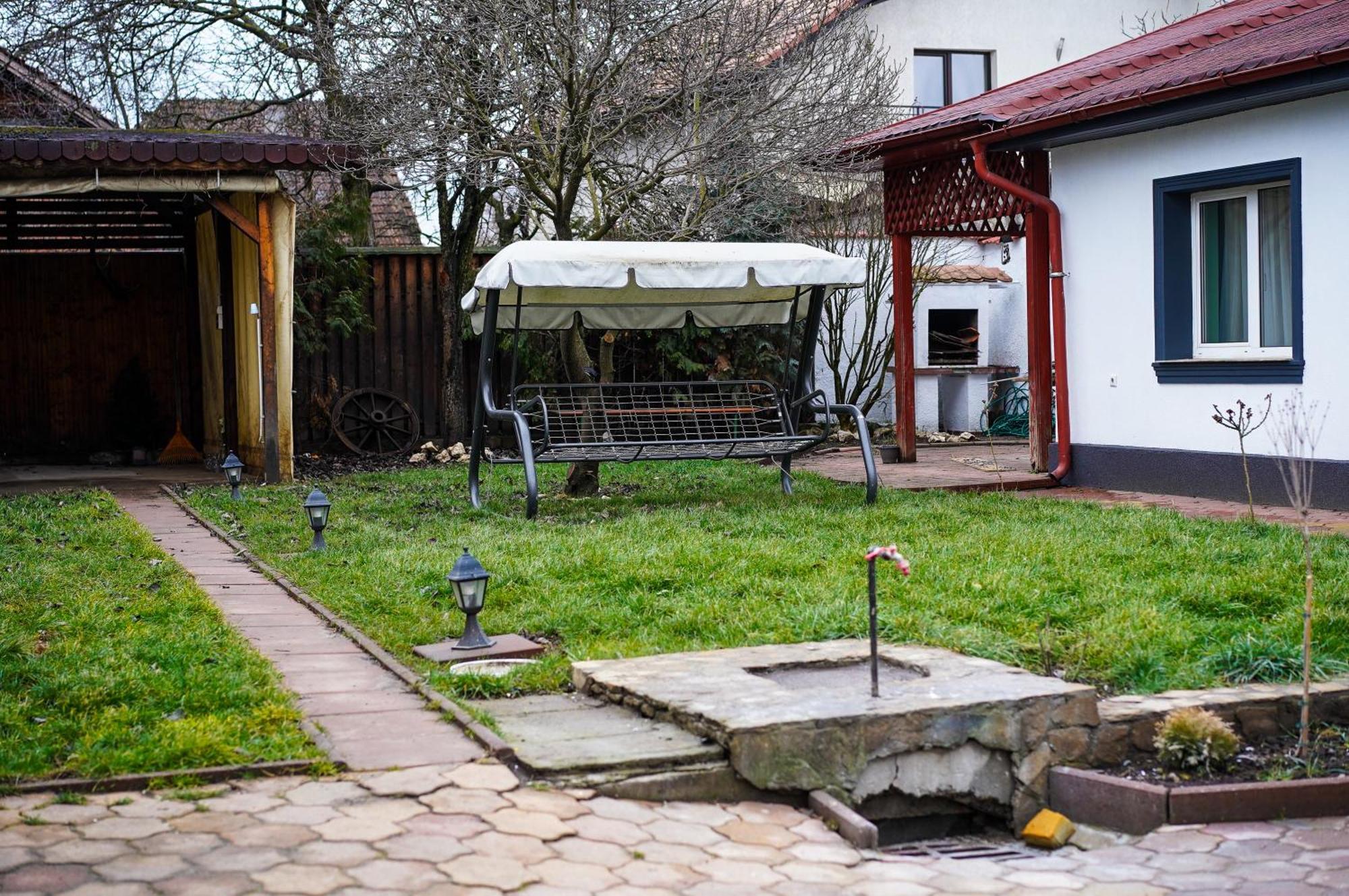 Aristocratic Home Brasov Exterior photo