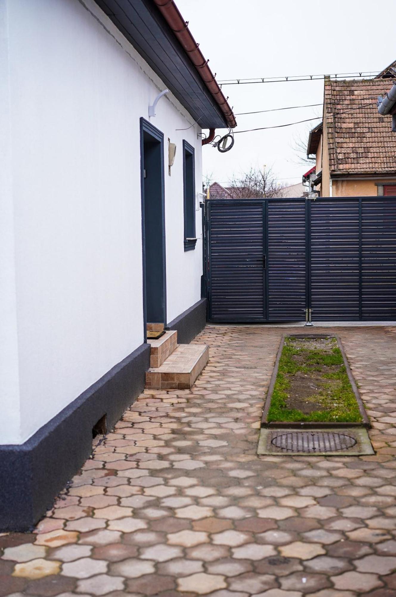 Aristocratic Home Brasov Exterior photo